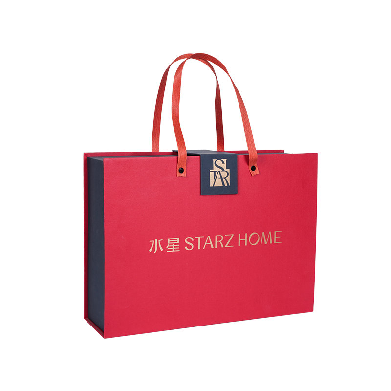 Необрастающие и влагостойкие ламинированные бумажные коробки в форме книжки для упаковки домашнего текстиля.