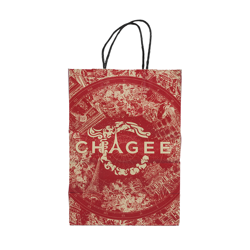 Белый картонный бумажный пакет с тиснением горячего тиснения для упаковки духов