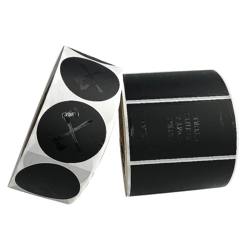 Клейкие наклейки для косметической упаковки.