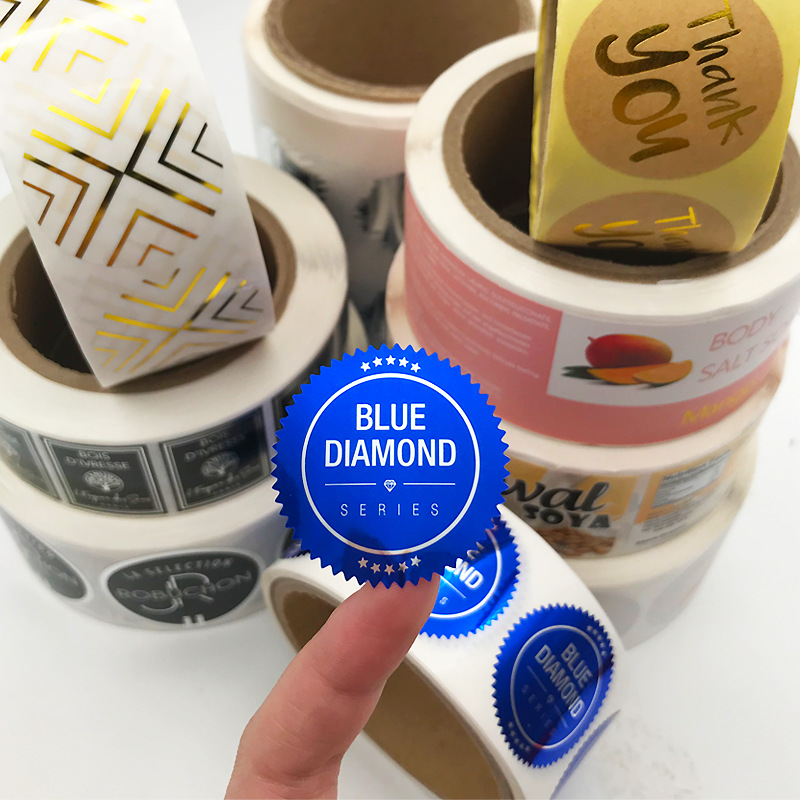 Самоклеящаяся этикетка из мелованной бумаги